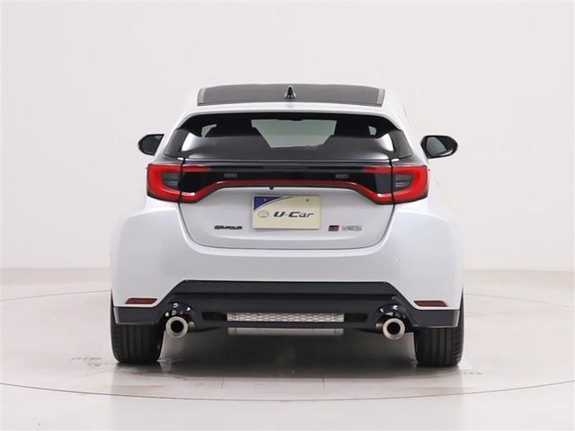 ＧＲヤリス ＲＺ　ハイパフォーマンス　地デジ　ＬＥＤヘッド　ナビ＆ＴＶ　盗難防止システム　バックガイドモニター　ＡＷＤ　フルオートエアコン　横滑り防止装置付き　アクティブクルーズコントロール　スマートキ－　ＡＢＳ付き　パワーウインドウ（9枚目）