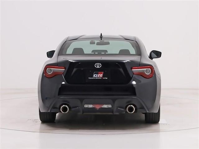 ８６ ＧＴ　キーフリ　盗難防止　地デジ　スマートキ－　ＥＴＣ車載器　ＶＳＡ　クルコン　オートエアコン　ドラレコ　サイドＳＲＳ　助手席エアバッグ　ＬＥＤヘッドライト　パワーウィンドウ　アルミ　運転席エアバッグ（6枚目）