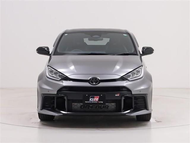 ＧＲヤリス ＲＺ　ハイパフォーマンス　地デジ　ＬＥＤヘッド　ナビ＆ＴＶ　盗難防止システム　バックガイドモニター　ＡＷＤ　フルオートエアコン　横滑り防止装置付き　アクティブクルーズコントロール　スマートキ－　ＡＢＳ付き　パワーウインドウ（2枚目）