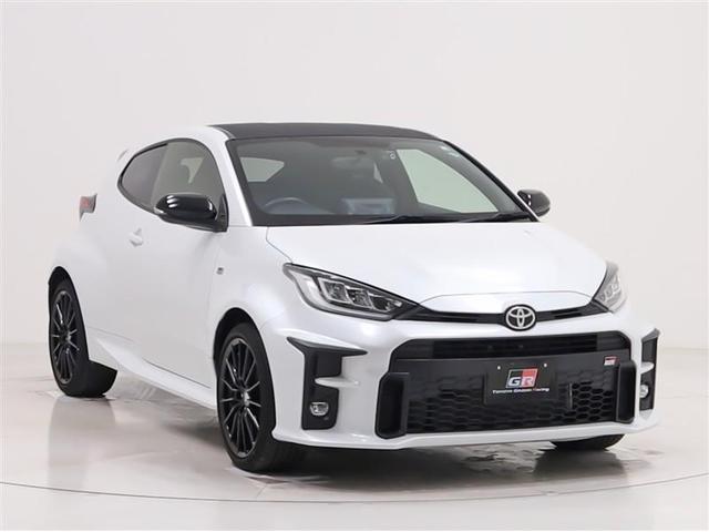 ＧＲヤリス ＲＳ　ディスプレーオーディオスマートキ　助手席エアバッグ　ＥＴＣ付　サイドエアバッグ　バックカメラ　ＬＥＤヘッドライ　横滑り防止機能　ドライブレコーダー　キーレス　点検記録簿　アルミホイール　ＡＢＳ（10枚目）