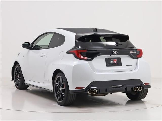 GRヤリス RZハイパフォ モリゾウ モリゾウセレクション GRエアロ TRDマフラー ドライブレコーダー シートヒーター 地デジ Iストップ LEDヘッド ナビ&TV 盗難防止システム バックガイドモニター AWD フルオートエアコン(8枚目)