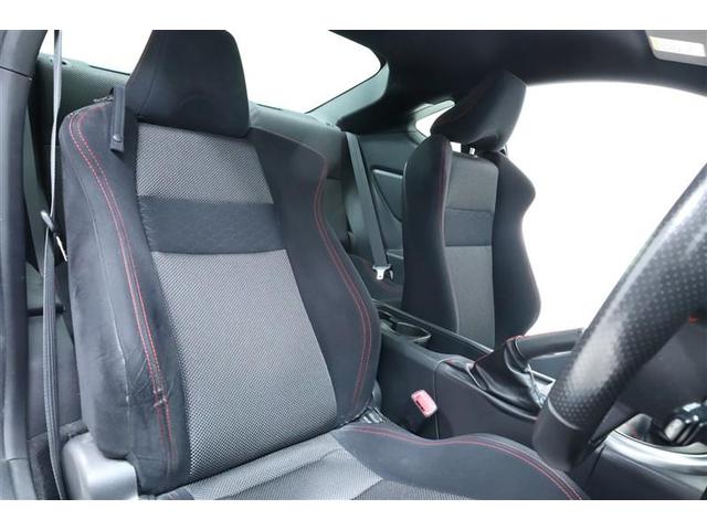 ８６ ＧＴ　キーフリ　ＡＵＸ端子　盗難防止　地デジ　スマートキ－　ＥＴＣ車載器　ＶＳＡ　クルコン　オートエアコン　サイドＳＲＳ　助手席エアバッグ　ＬＥＤヘッドライト　パワーウィンドウ　アルミ　運転席エアバッグ（13枚目）