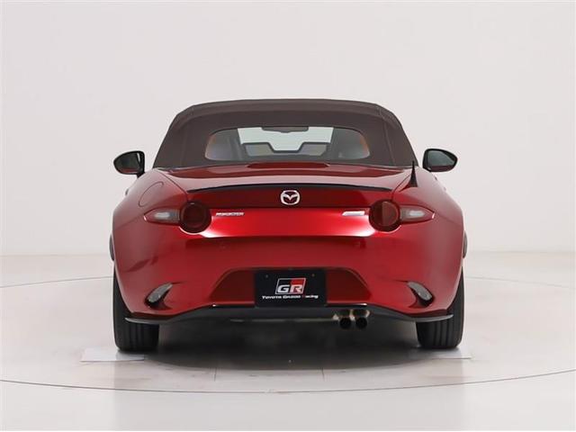 ロードスター キャラメル・トップ　フルセグＴＶ　ＳＣＢＳ　ＬＥＤヘッド　本革シート　盗難防止装置　アイドリングストップ　バックモニター　ＤＶＤ　ＥＴＣ　クルーズコントロール　横滑り防止機能　スマートキー　ＡＵＸ（6枚目）