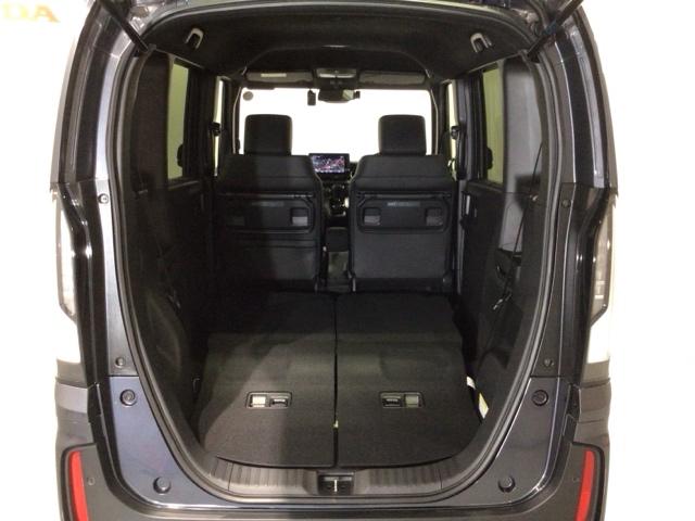 Ｎ－ＢＯＸカスタム ターボ　ＨｏｎｄａＳＥＮＳＩＮＧ新車保証試乗禁煙車　横滑防止　運転席エアバッグ　誤発進抑制装置　イモビ　サイドエアバッグ　ドライブレコーダ　Ｂカメ　両席エアバック　整備記録簿　オートクルーズコントロール（17枚目）
