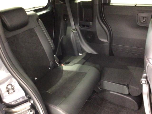 Ｎ－ＢＯＸカスタム ターボ　ＨｏｎｄａＳＥＮＳＩＮＧ新車保証試乗禁煙車　横滑防止　運転席エアバッグ　誤発進抑制装置　イモビ　サイドエアバッグ　ドライブレコーダ　Ｂカメ　両席エアバック　整備記録簿　オートクルーズコントロール（31枚目）