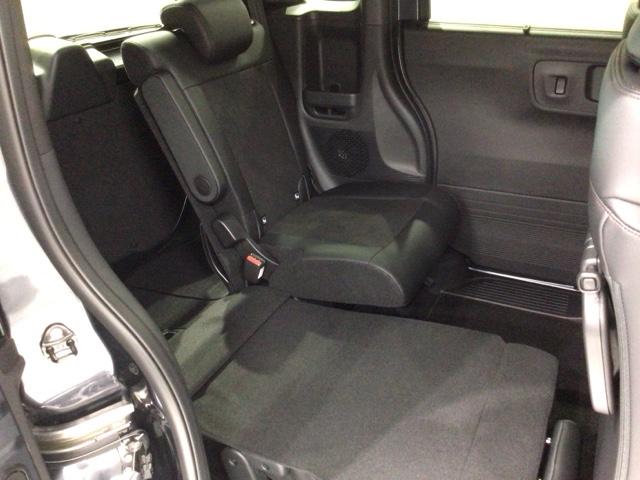 Ｎ－ＢＯＸカスタム ターボ　ＨｏｎｄａＳＥＮＳＩＮＧ新車保証試乗禁煙車　横滑防止　運転席エアバッグ　誤発進抑制装置　イモビ　サイドエアバッグ　ドライブレコーダ　Ｂカメ　両席エアバック　整備記録簿　オートクルーズコントロール（32枚目）
