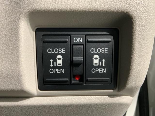 Ｎ－ＢＯＸ ベースグレード　コンフォ－トパッケ－ジＨＳＥＮＳＩＮＧ新車保証　試乗車　禁煙　ＤＶＤ再生可　軽減ブレーキ　イモビ　スマートキ　サイドエアバック　　パワーウインドウ　ＥＳＣ　エアコン　ＬＥＤヘッドライト　ナビＴＶ（13枚目）