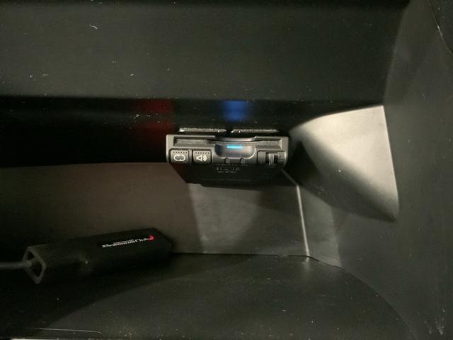 N-BOX G・Lパッケージ あんしんPKG2ト-ン1年保証ワンオ-ナ- 両PSD ベンチ席 メンテナンスノート 1オ-ナ- カラーバックモニター 全席PW イモビライザー ナビテレビ サイドエアバック 地TV フルフラット(13枚目)