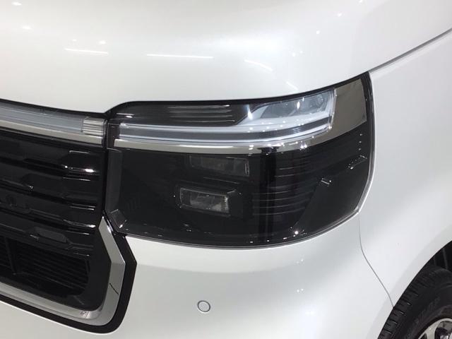Ｎ－ＢＯＸカスタム ベースグレード　ＨＳＥＮＳＩＮＧ　新車保証試乗車　ワンオ－ナ－　Ｗ電動ドア　ＣＭＢＳ　１オーナー　ベンチシート　オートエアコン　スマートキ　フルフラット　ＬＥＤ　盗難防止装置　クルコン　ＥＴＣ　バックカメラ　ＥＳＣ（8枚目）