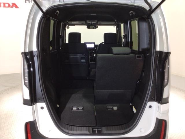 Ｎ－ＢＯＸカスタム ベースグレード　ＨＳＥＮＳＩＮＧ　新車保証試乗車　ワンオ－ナ－　Ｗ電動ドア　ＣＭＢＳ　１オーナー　ベンチシート　オートエアコン　スマートキ　フルフラット　ＬＥＤ　盗難防止装置　クルコン　ＥＴＣ　バックカメラ　ＥＳＣ（34枚目）