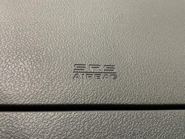 ステップワゴンスパーダ Z 1年保証 ワンオ-ナ- ナビTV DVD 横滑防止 イモビ スマキー 地デジTV バックモニタ- キーフリー パワーウィンド 1オナ ETC付 ナビ・TV エアコン 運転席助手席エアバック エアバック(23枚目)