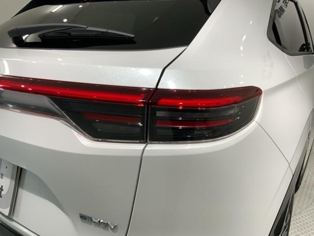 ヴェゼル e:HEVZ HSENSING 新車保証 試乗車 ワンオ-ナ- 衝突回避支援ブレーキ機能 1オナ スマキ フルオートエアコン エアバッグ 両席エアバック Rカメ 記録簿付 パワーウィンドウ LEDランプ クルーズC(45枚目)
