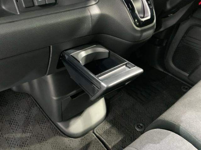 N-BOXカスタム G・Lホンダセンシング 最長5年保証 ワンオ-ナ-TV Rカメラ 整備記録簿 助手席エアバッグ フルフラット 1セグTV キーレス セキュリティーアラーム スマ-トキ- リアカメラ ETC 前車追従機能 サイドエアバッグ(29枚目)