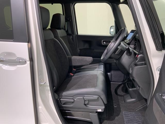 N-BOXカスタム ターボ HSENSING 新車保証 試乗車 ワンオ-ナ- イモビライザー 1オナ 衝突被害軽減 キーフリー ESC パワステ DVD再生 両席エアバック サイドエアバッグ ターボ車 USB接続 スマキー(17枚目)