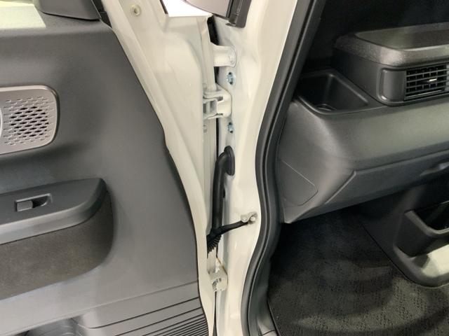 N-BOXカスタム ターボ HSENSING 新車保証 試乗車 ワンオ-ナ- イモビライザー 1オナ 衝突被害軽減 キーフリー ESC パワステ DVD再生 両席エアバック サイドエアバッグ ターボ車 USB接続 スマキー(42枚目)