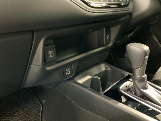 WR-V Zブラックスタイル HSENSING 新車保証 試乗車 ワンオ-ナ- Rカメラ LEDヘッドランプ フルセグTV 盗難防止システム 衝突被害軽減システム スマートキー USB(26枚目)
