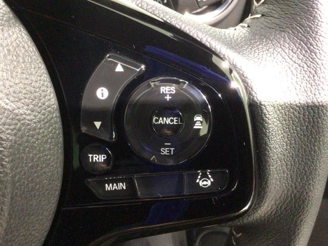 N-ONE プレミアム HSENSING 新車保証 試乗車 ワンオ-ナ- USBポート 禁煙 ワンオーナー車 衝突軽減 DVD再生 ESC LED シ-トヒ-タ- バックカメラ フルセグ カーテンエアバック ナビTV AAC(11枚目)