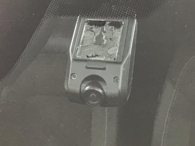 N-ONE プレミアム HSENSING 新車保証 試乗車 ワンオ-ナ- USBポート 禁煙 ワンオーナー車 衝突軽減 DVD再生 ESC LED シ-トヒ-タ- バックカメラ フルセグ カーテンエアバック ナビTV AAC(12枚目)
