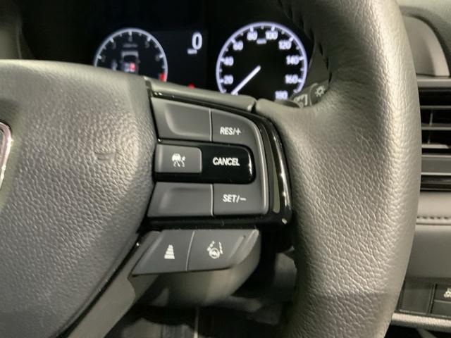 WR-V Z+ブラックスタイル HSENSING 新車保証 試乗車 ワンオ-ナ- オートクルーズコントロール ETC LEDヘッドランプ フルセグ 盗難防止システム 衝突被害軽減システム USB スマートキー リアカメラ(11枚目)