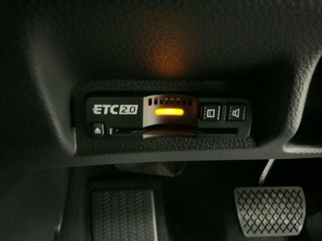 ヴェゼル e:HEVZ・PLaYパッケージ HSENSING 2ト-ン 新車保証 試乗車 オートクルーズコントロール ワンオーナー LEDヘッド USB 電動テールゲート 衝突被害軽減システム リヤカメラ フルセグテレビ 横滑り防止装置 ETC(12枚目)