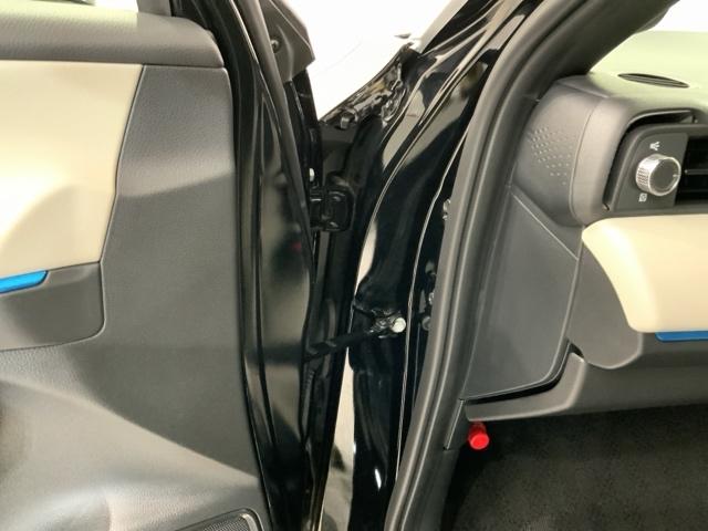 ヴェゼル e:HEVZ・PLaYパッケージ HSENSING 2ト-ン 新車保証 試乗車 オートクルーズコントロール ワンオーナー LEDヘッド USB 電動テールゲート 衝突被害軽減システム リヤカメラ フルセグテレビ 横滑り防止装置 ETC(42枚目)