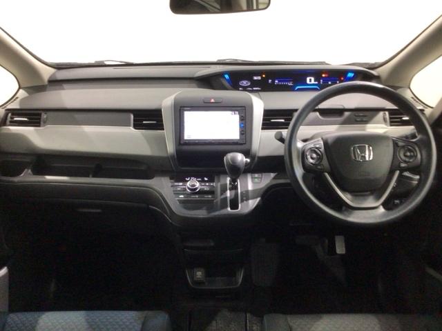 フリード+ G・ホンダセンシング 1年保証 ワンオ-ナ- ナビVXM-174VFXi TV Rカメラ BTオ-ディオ DVD ETC 両側電動ドア VSA クルコン スマ-トキ- 盗難防止装置 整備記録簿 AAC スペアキ- PS(8枚目)