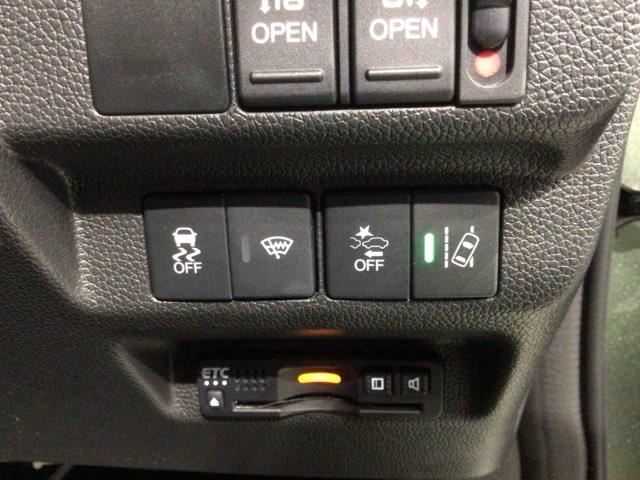 フリード+ハイブリッド ハイブリッド・クロスターホンダセンシング 最長5年保証 ワンオ-ナ- ナビ TV Rカメラ BTオ-ディオ dえ ドラレコ ETC LEDライト 両側電動ドア VSA シ-トヒ-タ- クルコン アルミ スマ-トキ- 盗難防止装置 整備記録簿(14枚目)