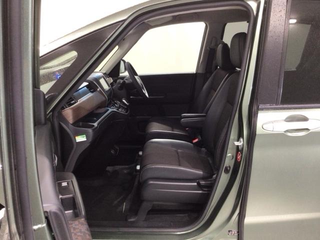 フリード+ハイブリッド ハイブリッド・クロスターホンダセンシング 最長5年保証 ワンオ-ナ- ナビ TV Rカメラ BTオ-ディオ dえ ドラレコ ETC LEDライト 両側電動ドア VSA シ-トヒ-タ- クルコン アルミ スマ-トキ- 盗難防止装置 整備記録簿(31枚目)