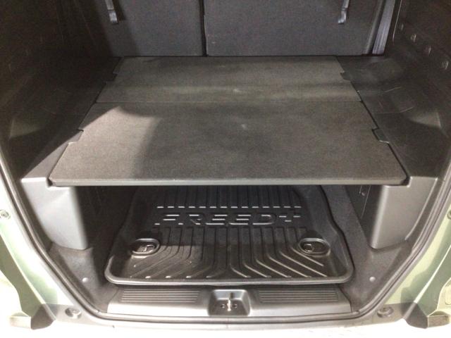 フリード+ハイブリッド ハイブリッド・クロスターホンダセンシング 最長5年保証 ワンオ-ナ- ナビ TV Rカメラ BTオ-ディオ dえ ドラレコ ETC LEDライト 両側電動ドア VSA シ-トヒ-タ- クルコン アルミ スマ-トキ- 盗難防止装置 整備記録簿(38枚目)