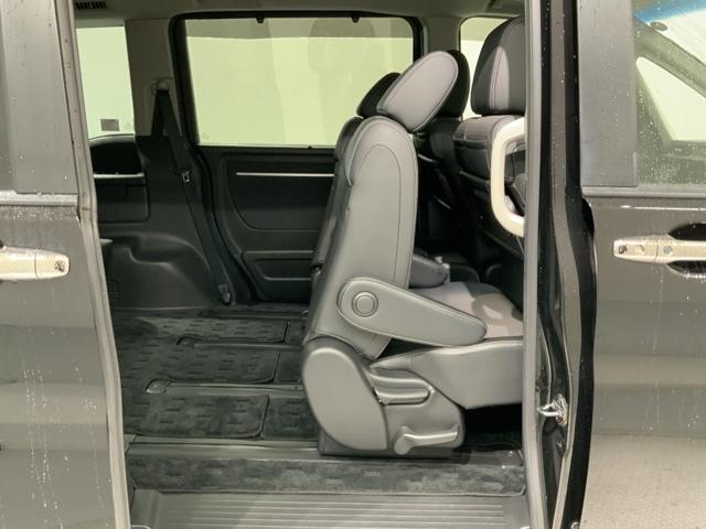 ステップワゴンスパーダ スパーダクールスピリットアドバンスパッケージβ　Ｈ　ＳＥＮＳＩＮＧ　１年保証　ワンオ－ナ－　ナビＶＸＭ－１６５ＶＦＮｉ　ＴＶ　Ｒカメラ　ＣＤ録音　ＤＶＤ　Ｒモニタ－　ＥＴＣ　ＬＥＤライト　両側電動ドア　ＶＳＡ　クルコン　アルミ　スマ－トキ－　ＡＡＣ（36枚目）