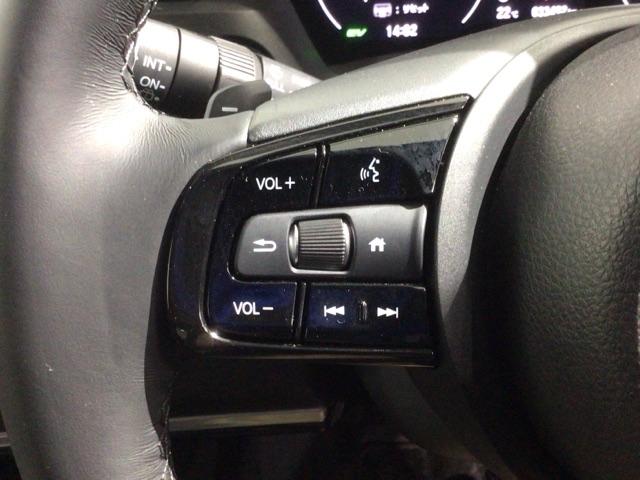 ヴェゼル ｅ：ＨＥＶＺ　Ｈ　ＳＥＮＳＩＮＧ　最長５年保証　ワンオーナー　ナビＶＸＵ－２１５ＶＺＩ　ＴＶ　Ｒカメラ　ＣＤ録音　ＢＴオ－ディオ　ＤＶＤ　ＥＴＣ　ＬＥＤライト　ＶＳＡ　シートヒーター　クルコン　Ｐテールゲート（10枚目）