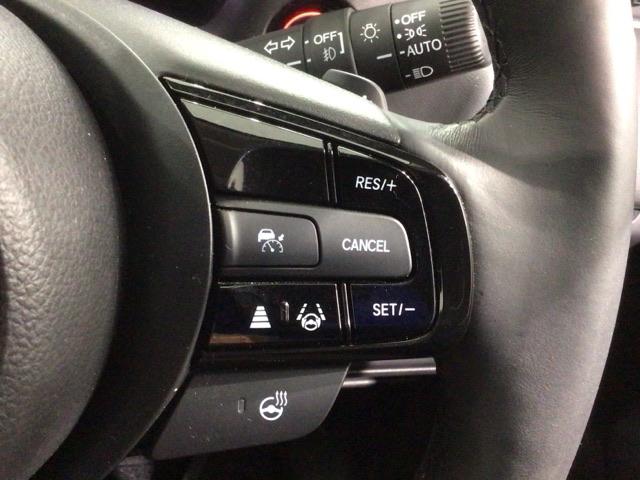 ヴェゼル ｅ：ＨＥＶＺ　Ｈ　ＳＥＮＳＩＮＧ　最長５年保証　ワンオーナー　ナビＶＸＵ－２１５ＶＺＩ　ＴＶ　Ｒカメラ　ＣＤ録音　ＢＴオ－ディオ　ＤＶＤ　ＥＴＣ　ＬＥＤライト　ＶＳＡ　シートヒーター　クルコン　Ｐテールゲート（11枚目）