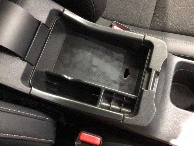 ヴェゼル ｅ：ＨＥＶＺ　Ｈ　ＳＥＮＳＩＮＧ　最長５年保証　ワンオーナー　ナビＶＸＵ－２１５ＶＺＩ　ＴＶ　Ｒカメラ　ＣＤ録音　ＢＴオ－ディオ　ＤＶＤ　ＥＴＣ　ＬＥＤライト　ＶＳＡ　シートヒーター　クルコン　Ｐテールゲート（29枚目）