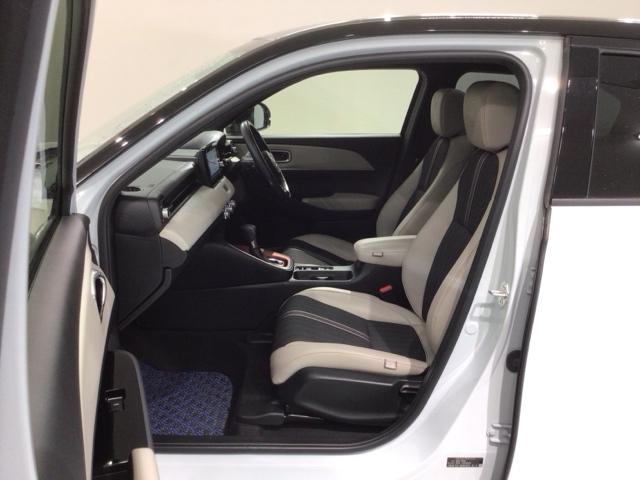 ヴェゼル ｅ：ＨＥＶＰＬａＹ　Ｈ　ＳＥＮＳＩＮＧ　２ト－ン　サンル－フ　最長５年保証　ワンオーナー　純正ナビ　ＴＶ　Ｒカメラ　ＢＴオ－ディオ　ドラレコ　ＥＴＣ　ＬＥＤライト　ＶＳＡ　シートヒーター　クルコン　Ｐテールゲート　フォグ（32枚目）