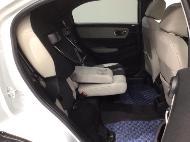 ヴェゼル ｅ：ＨＥＶＰＬａＹ　Ｈ　ＳＥＮＳＩＮＧ　２ト－ン　サンル－フ　最長５年保証　ワンオーナー　純正ナビ　ＴＶ　Ｒカメラ　ＢＴオ－ディオ　ドラレコ　ＥＴＣ　ＬＥＤライト　ＶＳＡ　シートヒーター　クルコン　Ｐテールゲート　フォグ（34枚目）