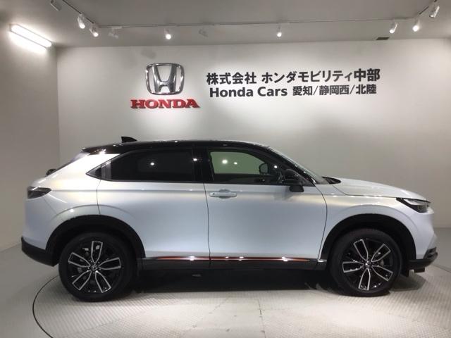 ヴェゼル ｅ：ＨＥＶＰＬａＹ　Ｈ　ＳＥＮＳＩＮＧ　２ト－ン　サンル－フ　最長５年保証　ワンオーナー　純正ナビ　ＴＶ　Ｒカメラ　ＢＴオ－ディオ　ドラレコ　ＥＴＣ　ＬＥＤライト　ＶＳＡ　シートヒーター　クルコン　Ｐテールゲート　フォグ（51枚目）