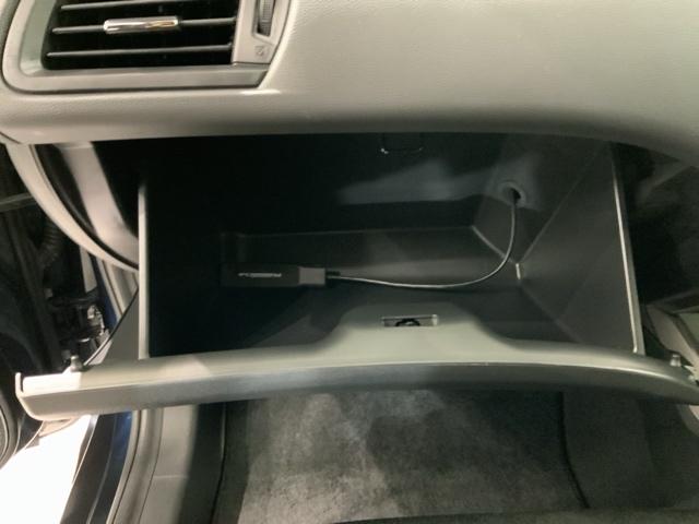 専門業者にて内外装のクリーニングを実施しております！