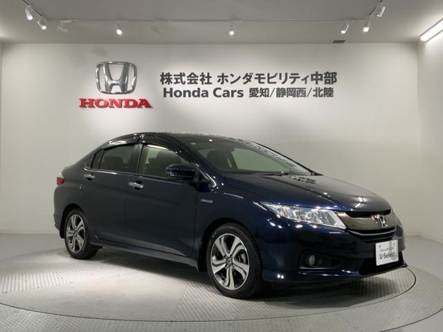 豊富に在庫を取り揃えています。軽自動車からミニバン、セダン、ＳＵＶ、話題のハイブリッド車などなど続々入荷中です！