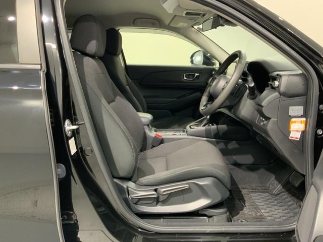 ヴェゼル ｅ：ＨＥＶＸ　Ｈ　ＳＥＮＳＩＮＧ　最長５年保証　ワンオ－ナ－　ナビＶＸＭ－２１５ＶＦＥｉ　ＴＶ　Ｒカメラ　ＢＴオ－ディオ　ＤＶＤ　ドラレコ　ＥＴＣ　ＬＥＤライト　ＶＳＡ　クルコン　アルミ　スマ－トキ－　盗難防止装置（17枚目）