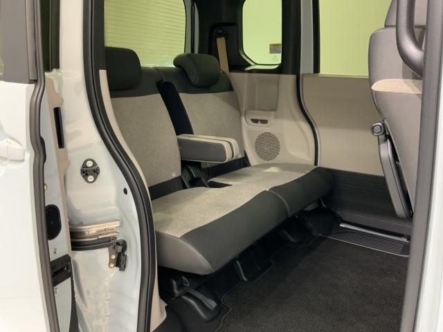 N-BOX ベースグレード H SENSING 新車保証 試乗車 ワンオ-ナ- ナビLXU-242NBi TV Rカメラ CD録音 BTオ-ディオ DVD シ-トヒ-タ- ETC LEDライト 両側電動ドア VSA スマ-トキ-(18枚目)