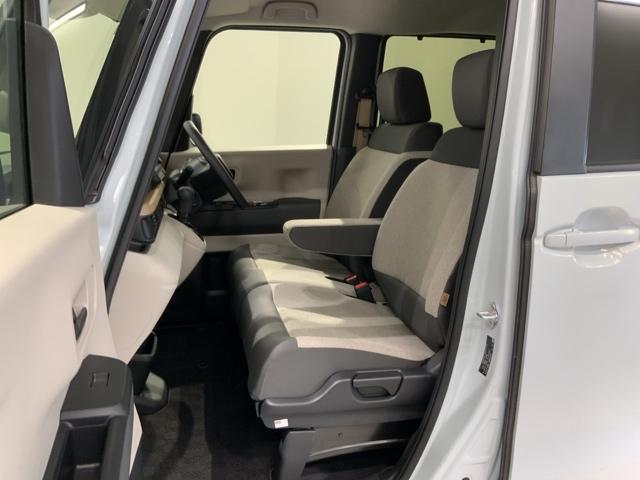 N-BOX ベースグレード H SENSING 新車保証 試乗車 ワンオ-ナ- ナビLXU-242NBi TV Rカメラ CD録音 BTオ-ディオ DVD シ-トヒ-タ- ETC LEDライト 両側電動ドア VSA スマ-トキ-(31枚目)