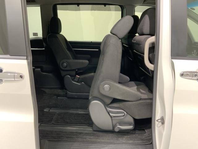 ステップワゴンスパーダ e:HEVスパーダGホンダセンシング 最長5年保証 ワンオ-ナ- ナビVXU-217SWi TV Rカメラ CD録音 BTオ-ディオ DVD ETC LEDライト 両側電動ドア VSA クルコン アルミ スマ-トキ- 盗難防止装置 AAC(31枚目)