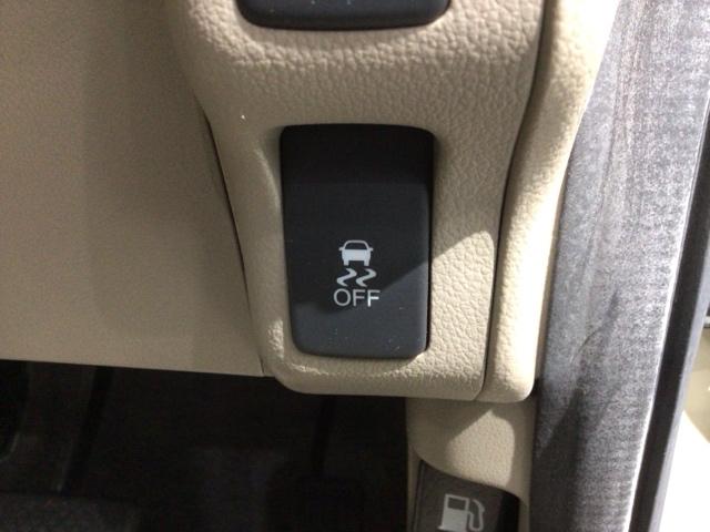 Ｎ－ＢＯＸ Ｇ　保証付　ワンオ－ナ－　ナビ　ＴＶ　Ｒカメラ　ＥＴＣ　ＶＳＡ　スマ－トキ－　盗難防止装置　整備記録簿　ＡＡＣ　ドアバイザ－　ベンチシ－ト　Ｗエアバッグ　スマキ－　ＡＵＴＯエアコン　バックモニタ－　エアＢ（11枚目）