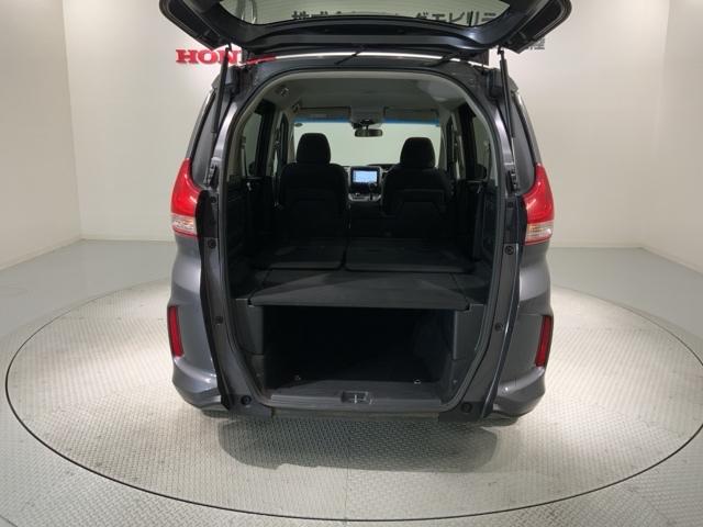 フリード＋ Ｇ・ホンダセンシング　異臭大　最長５年保証　ワンオ－ナ－　ナビＶＸＭ－１９７ＶＦＮｉ　ＴＶ　Ｒカメラ　ＣＤ録音　ＢＴオ－ディオ　ＤＶＤ　ＥＴＣ　両側電動ドア　ＶＳＡ　クルコン　スマ－トキ－　盗難防止装置　整備記録簿　ＡＡＣ（18枚目）