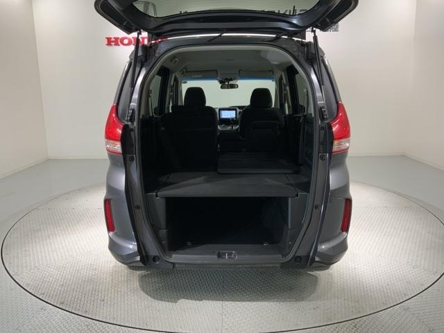 フリード＋ Ｇ・ホンダセンシング　異臭大　最長５年保証　ワンオ－ナ－　ナビＶＸＭ－１９７ＶＦＮｉ　ＴＶ　Ｒカメラ　ＣＤ録音　ＢＴオ－ディオ　ＤＶＤ　ＥＴＣ　両側電動ドア　ＶＳＡ　クルコン　スマ－トキ－　盗難防止装置　整備記録簿　ＡＡＣ（35枚目）