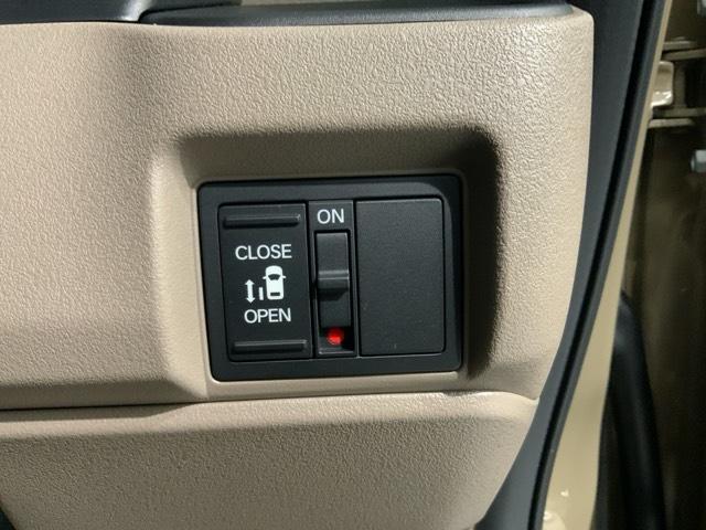 N-BOXジョイ ベースグレード H SENSING 2ト-ン 新車保証 試乗車 ワンオ-ナ- ナビLXU-242NBi TV Rカメラ CD録音 BTオ-ディオ DVD シ-トヒ-タ- ETC LEDライト VSA クルコン AAC(14枚目)