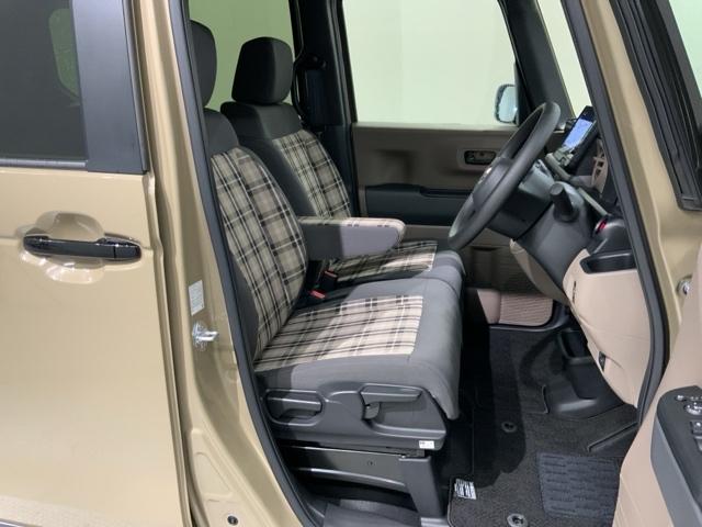 N-BOXジョイ ベースグレード H SENSING 2ト-ン 新車保証 試乗車 ワンオ-ナ- ナビLXU-242NBi TV Rカメラ CD録音 BTオ-ディオ DVD シ-トヒ-タ- ETC LEDライト VSA クルコン AAC(17枚目)