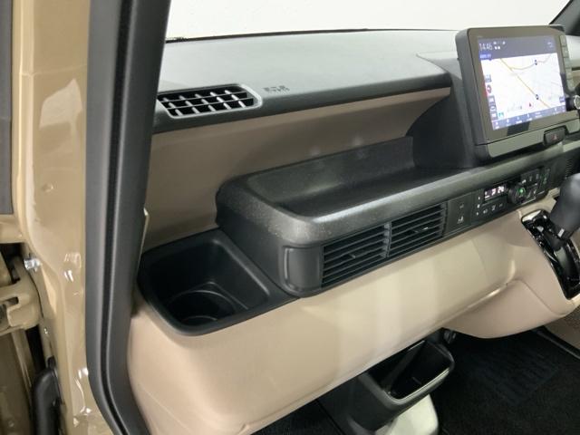 N-BOXジョイ ベースグレード H SENSING 2ト-ン 新車保証 試乗車 ワンオ-ナ- ナビLXU-242NBi TV Rカメラ CD録音 BTオ-ディオ DVD シ-トヒ-タ- ETC LEDライト VSA クルコン AAC(24枚目)
