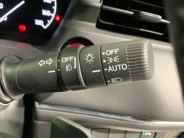 ヴェゼル e:HEVZ H SENSING 新車保証 試乗車 ワンオ-ナ- 純正ナビ TV Rカメラ BTオ-ディオ シ-トヒ-タ- ETC LEDライト VSA クルコン アルミ スマ-トキ- 盗難防止装置 整備記録簿(12枚目)