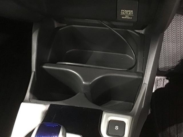 フィットハイブリッド Fパッケージ 1年保証 ワンオ-ナ- ナビVXM-155VSI TV Rカメラ BTオ-ディオ DVD ドラレコ ETC VSA スマ-トキ- スペアキ- 盗難防止装置 整備記録簿 ドアバイザ- AAC 記録簿有り(25枚目)